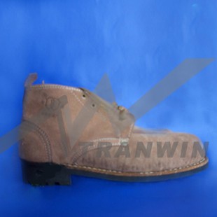 棕色牛皮絨防護鞋